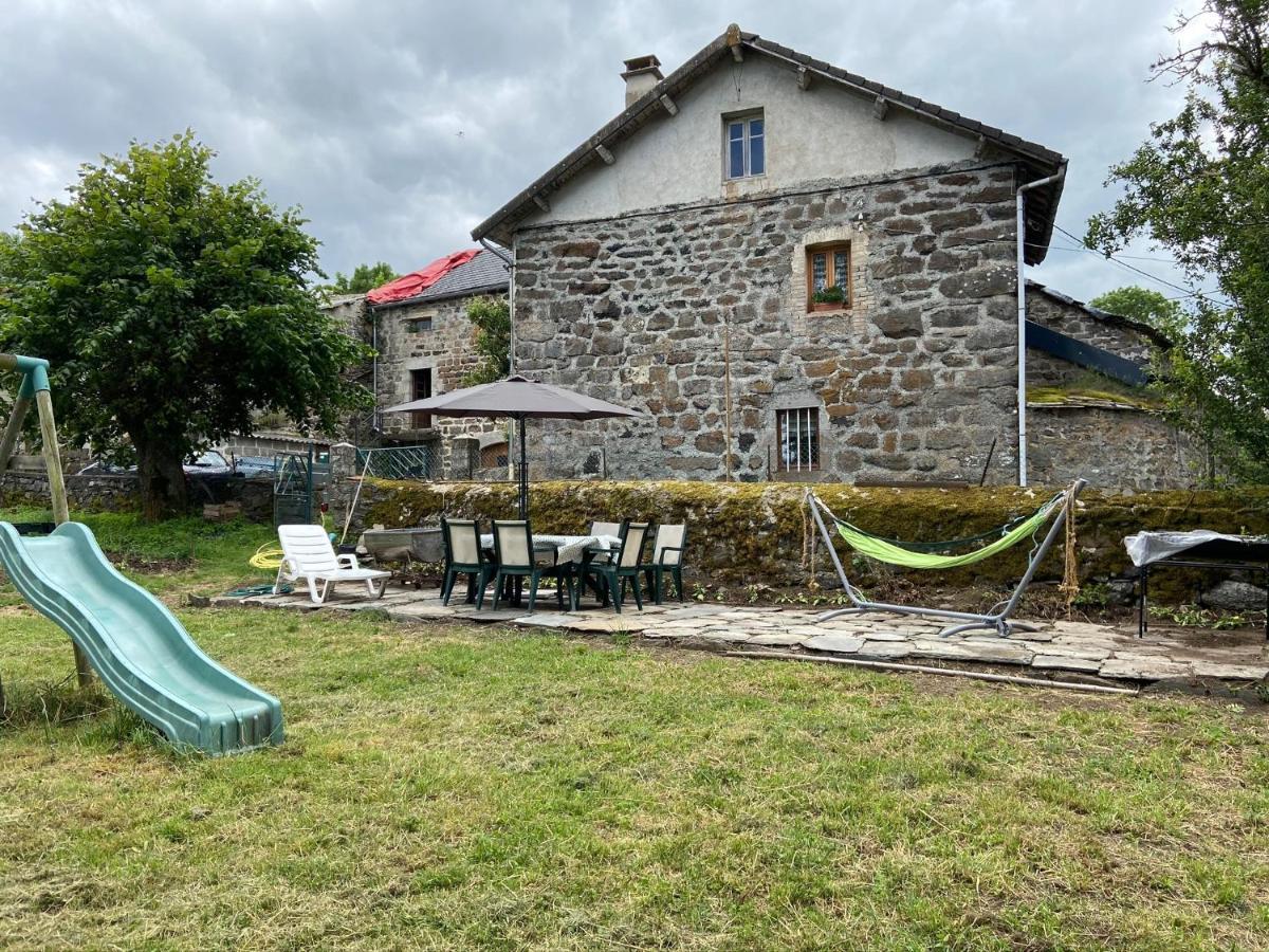 Maison De Famille Au Plateau Du Mezenc Les Vastres Exterior photo